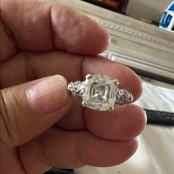 Judith Ripka ring size 9 - Picture 8 of 8